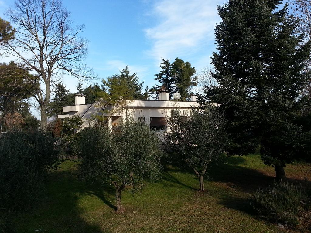 Bed and Breakfast Al Villino Del Sole Fano Exterior foto