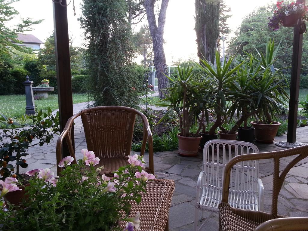 Bed and Breakfast Al Villino Del Sole Fano Exterior foto