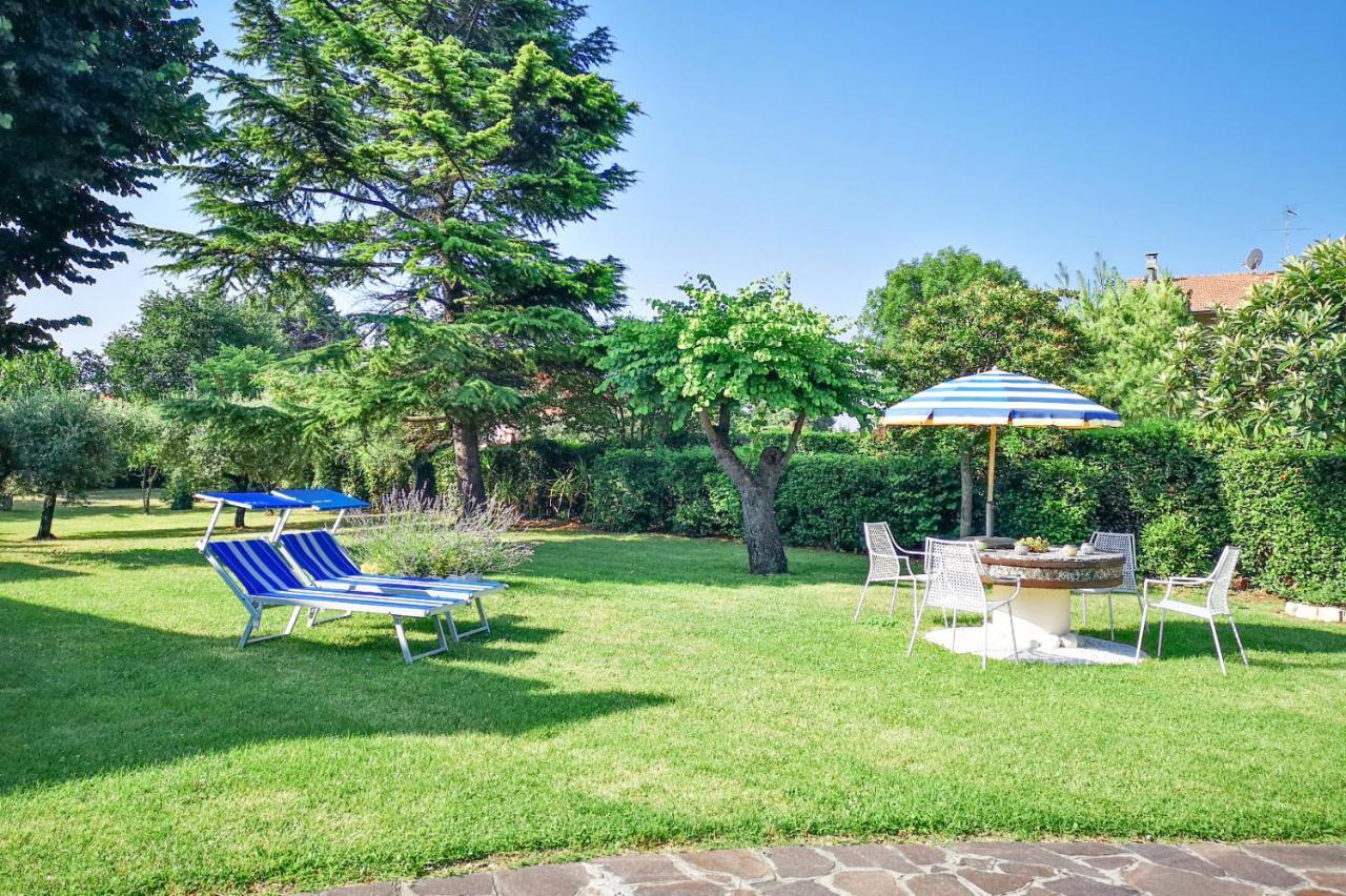 Bed and Breakfast Al Villino Del Sole Fano Exterior foto